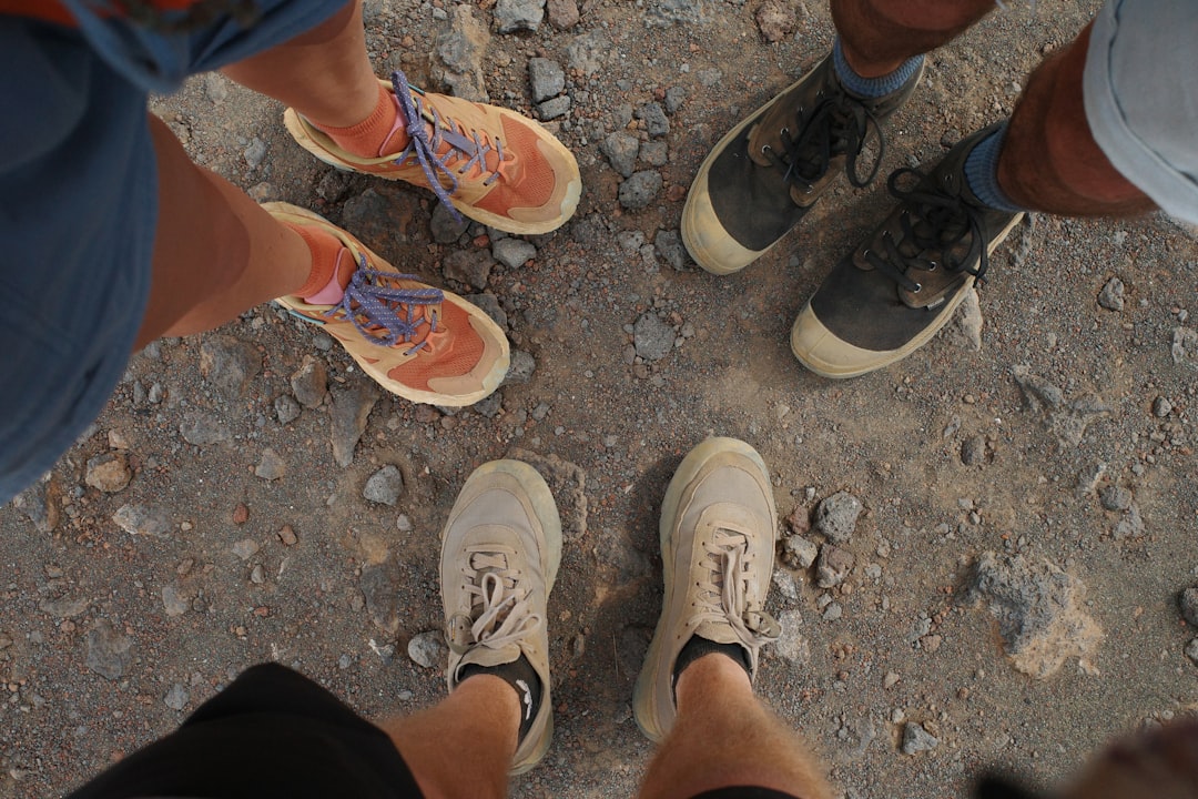 Topo Athletic Traverse 越野跑鞋